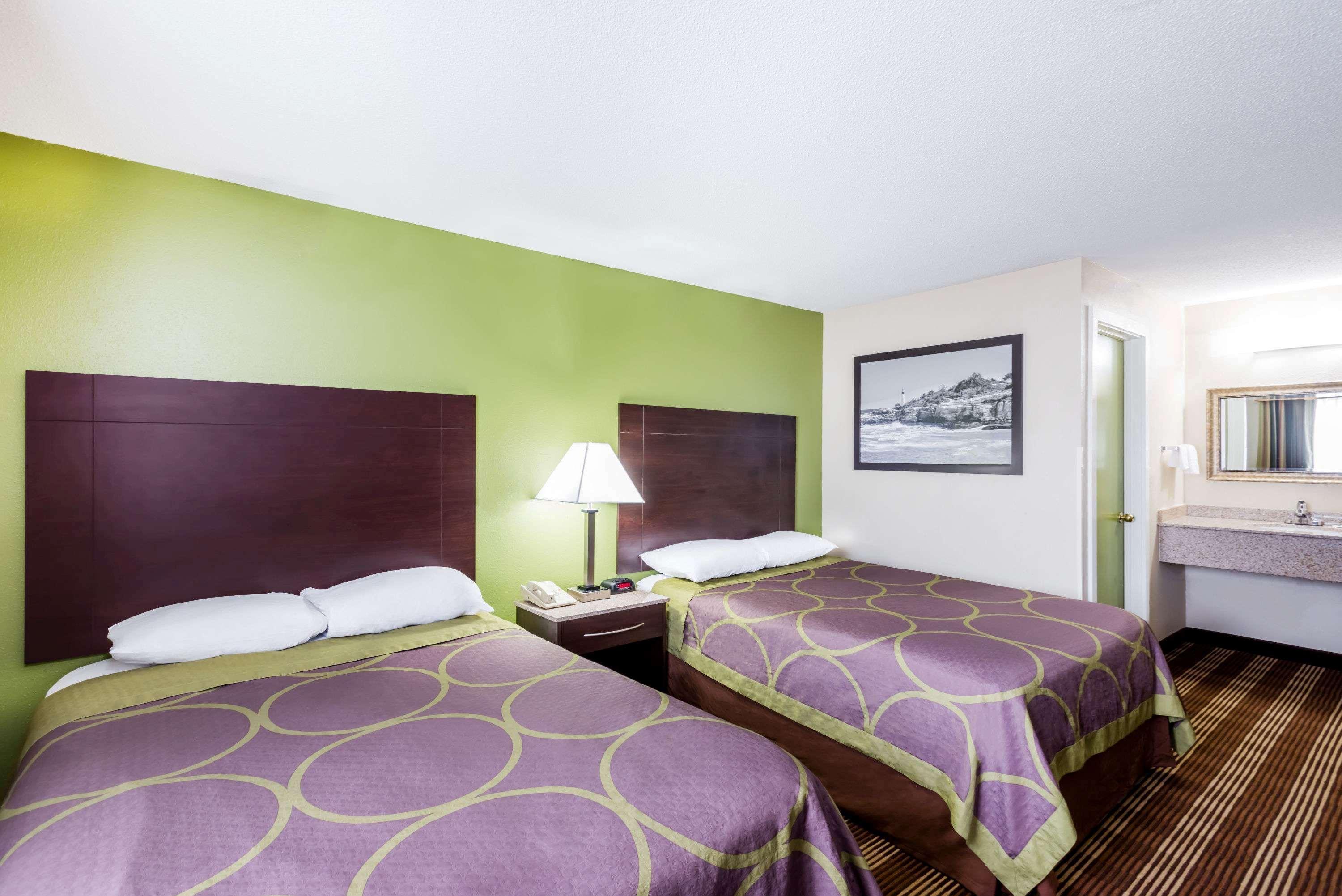 Hotel Super 8 By Wyndham Bangor Exterior foto